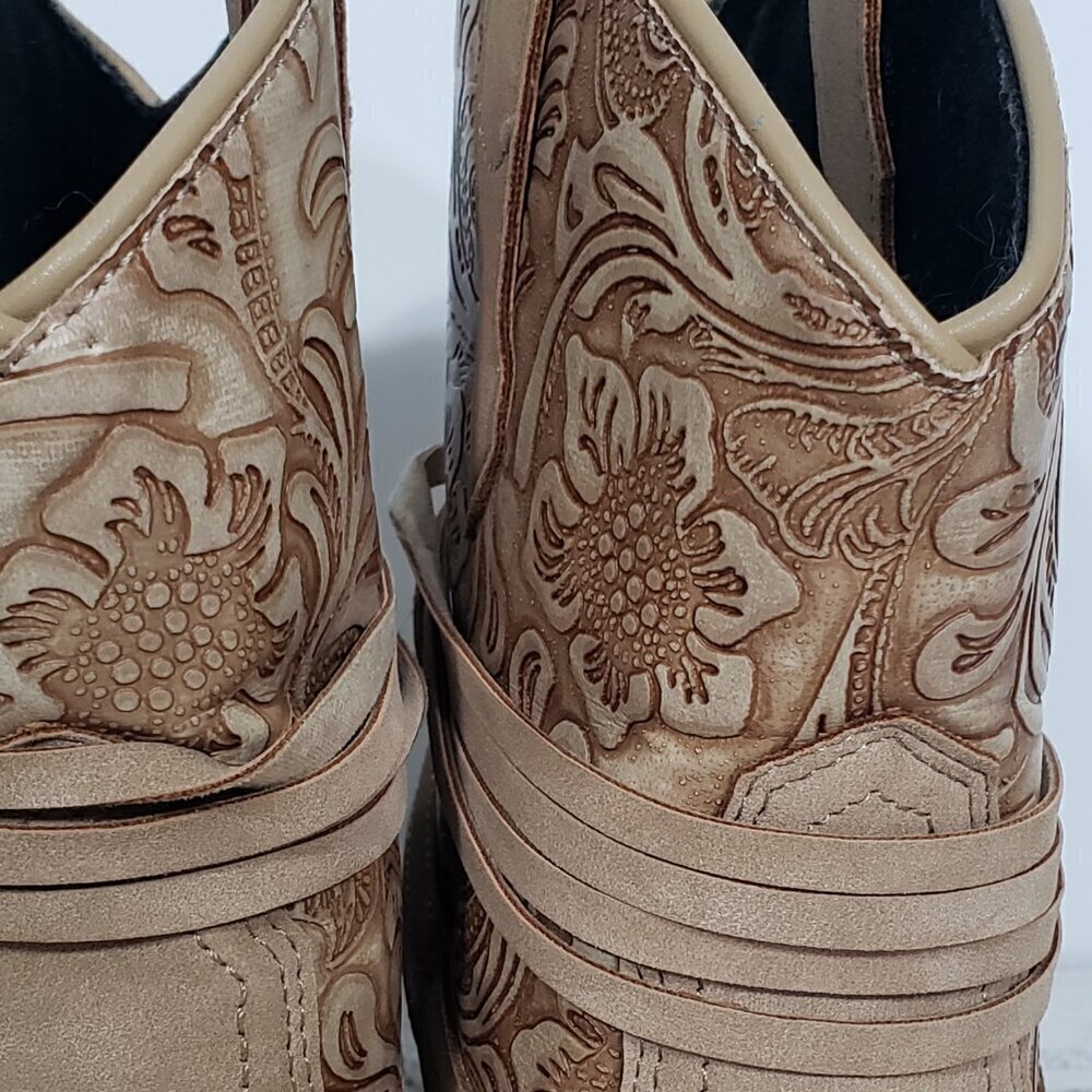 Dingo Faux Tan Embossed Leather Cowboy Bootie Boots Women's Size 6.5 - Picture 3 of 9
